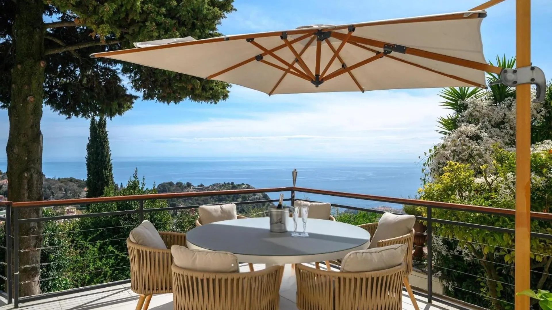 Villa Luxe Vue Mer & Monte-Carlo La Turbie